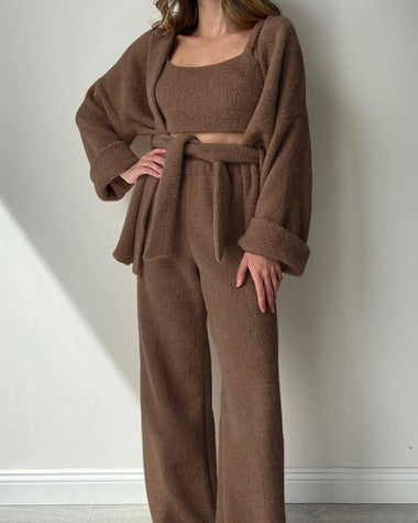 Bequemes dreiteiliges Hausset für Damen mit langen Ärmeln und Hose