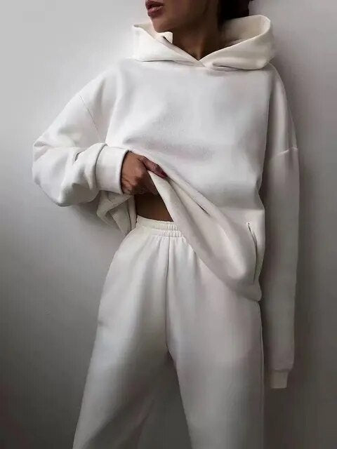 Trendiges und Bequemes Damen-Set mit Hoodie und Jogginghose