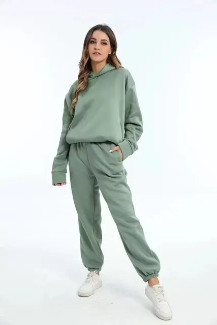 Trendiges und Bequemes Damen-Set mit Hoodie und Jogginghose