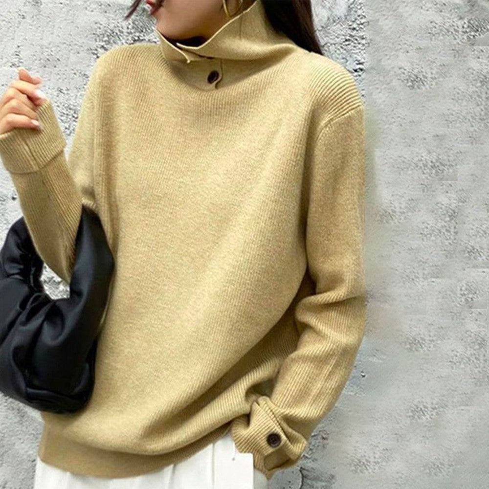 Beiger, langärmliger, schlichter Pullover