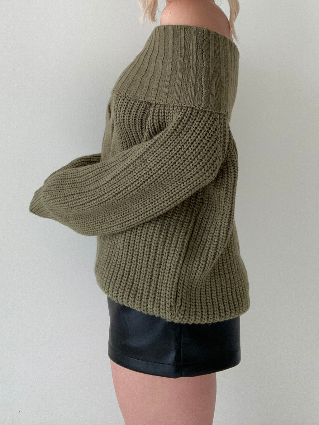Damen Pullover mit Off-Shoulder Design – Perfekt für jeden Anlass