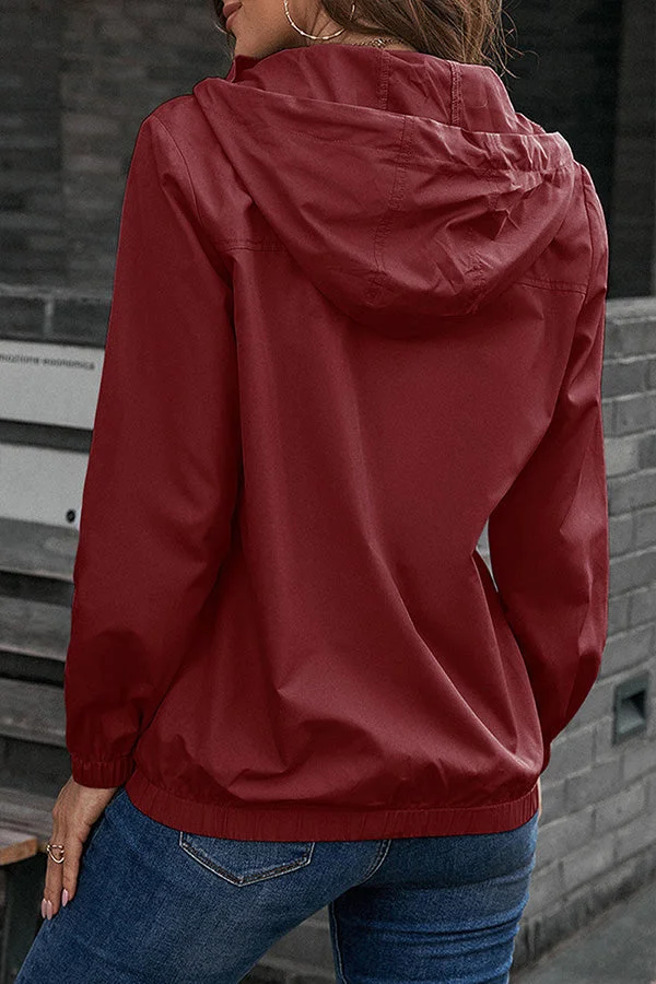 Modische Damen Kapuzenjacke mit Stehkragen und vielseitigen Taschen