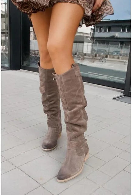 Stützende und Stylische Stiefel für Ganztägigen Tragekomfort